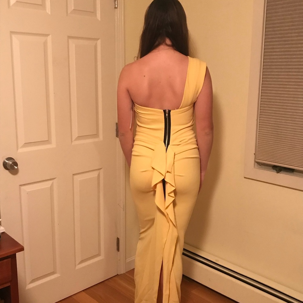 Formal gown - Picture 2 of 4